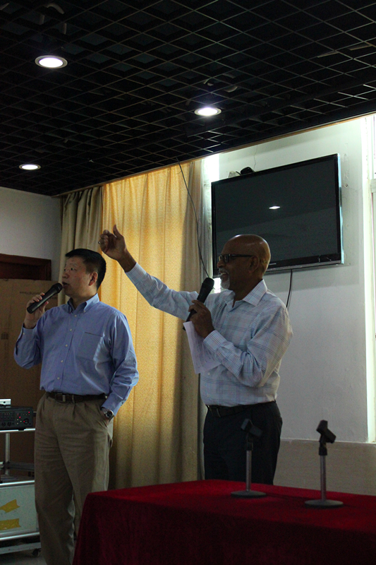 Jimmy Tang, Fazlur 兩位先生向為此付出努力的所有員工表示感謝.jpg